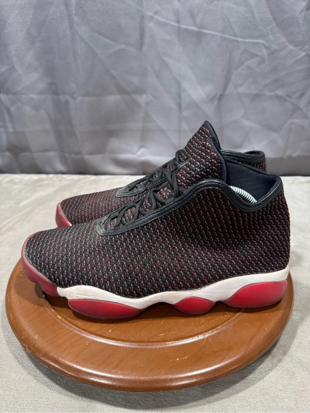 Jordan Horizon Sneakers